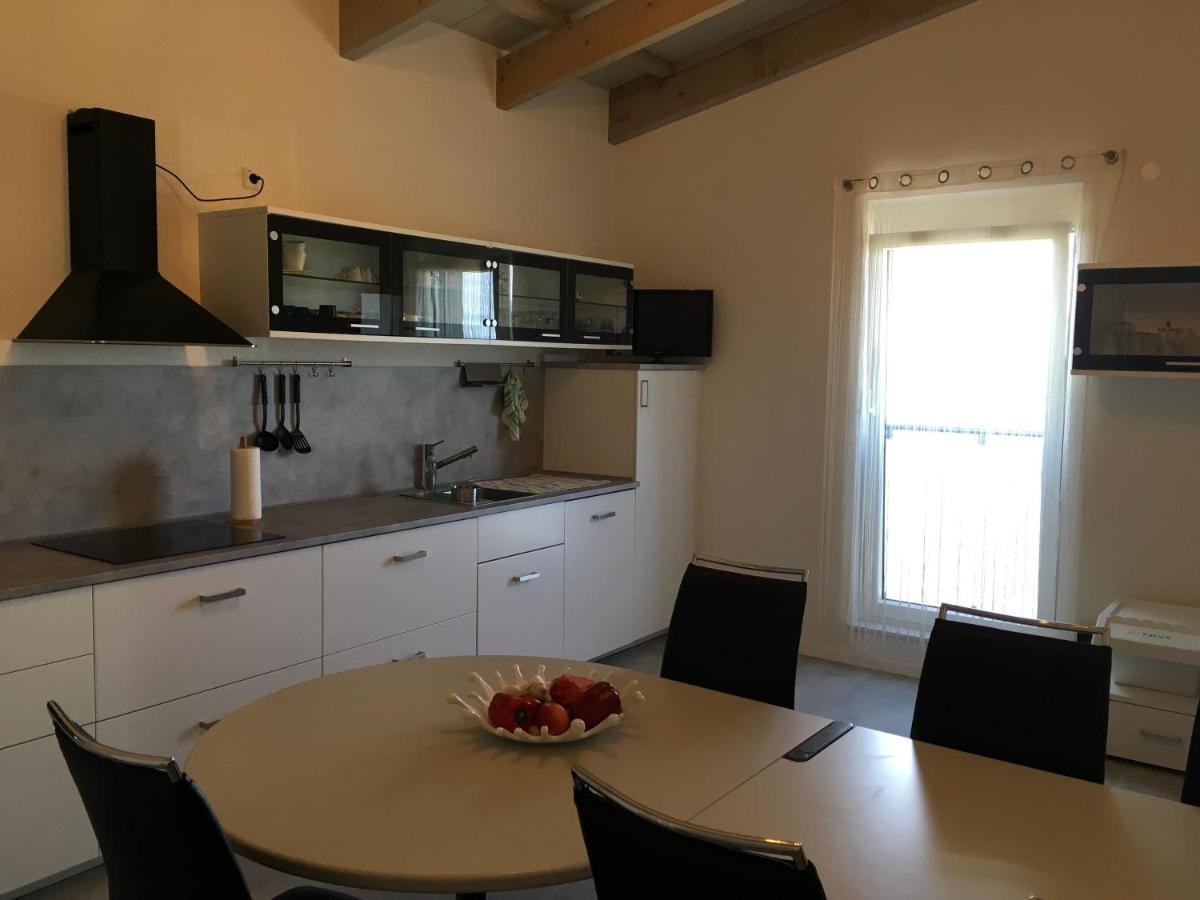 Neurieder Unterkunft Neuried  ภายนอก รูปภาพ